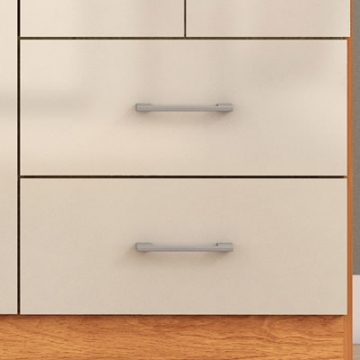 Corrediças plásticas.