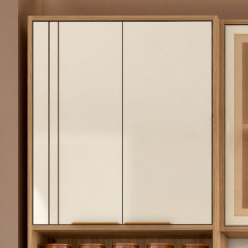 Detalhe usinado nas portas.