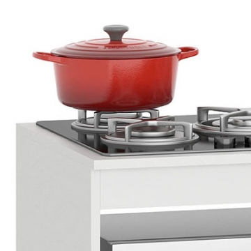 O tampo é inteiro e possui marcação interna para recorte de cooktop 5 bocas.