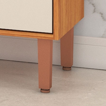 Pés com regulagem de altura.