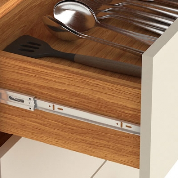 3 gavetas com corrediças telescópicas.